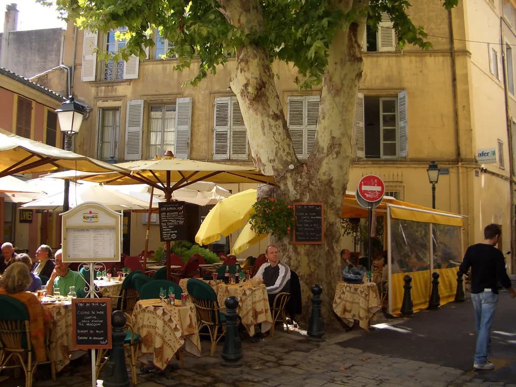 Aix-en-Provence Old Town: What to See and How to Walk It