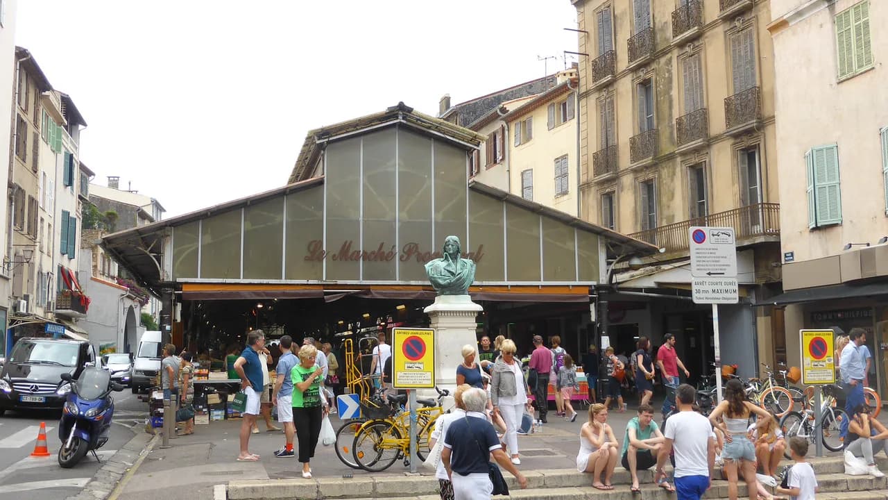 Antibes Flea Market Guide: When to Go and What to Find