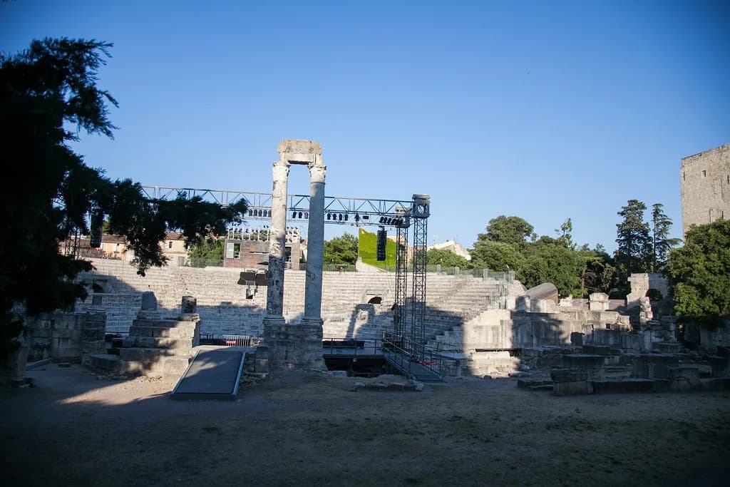 Arles Itinerary: 2–3 Days in Roman Arles & Van Gogh's City