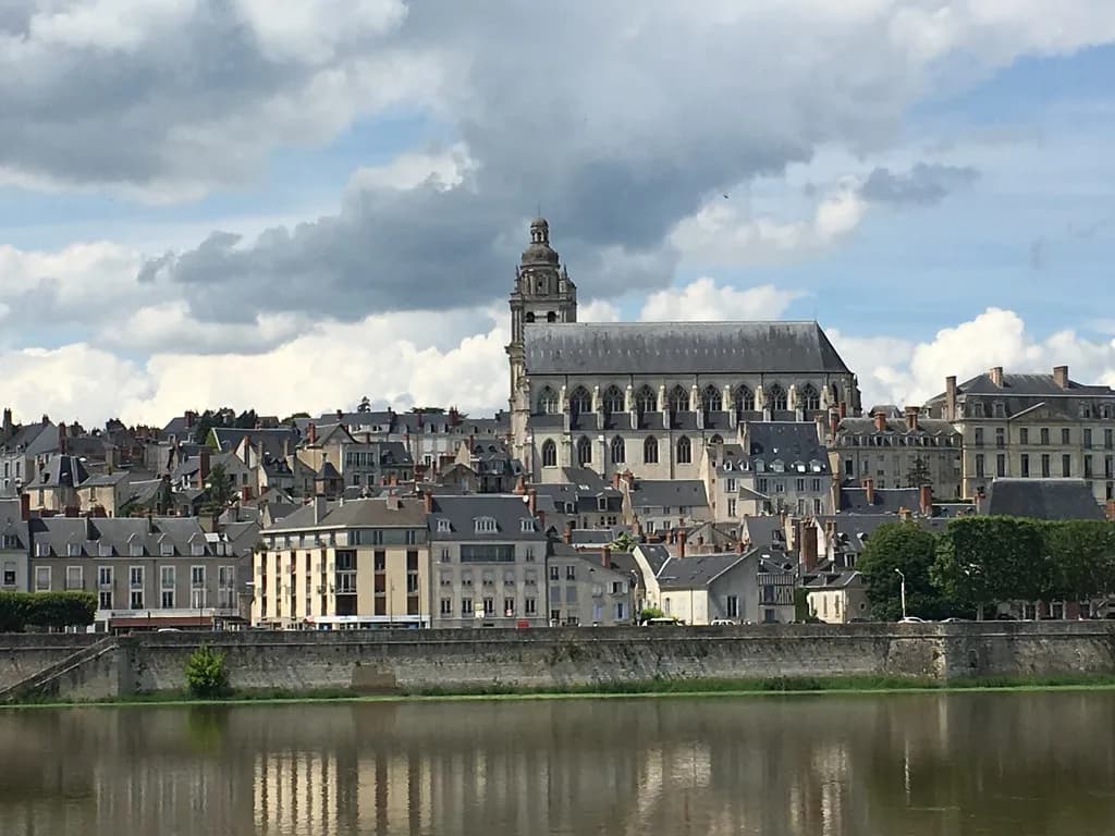Best Restaurants in Blois: Where to Eat in the Royal City