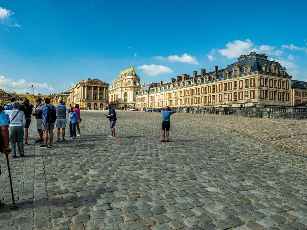 Best Restaurants in Versailles: Where to Eat on a Weekend