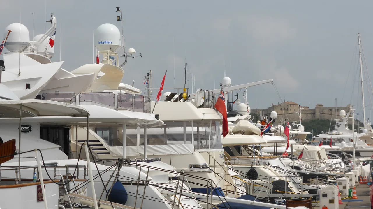 The Best Time to Visit Antibes: A Season-by-Season Guide