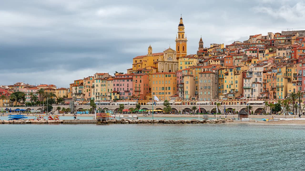 Best Time to Visit Menton: A Season-by-Season Guide