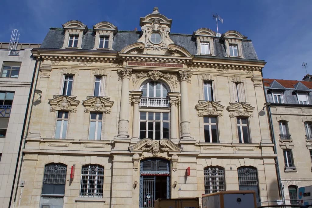 Best Time to Visit Reims: A Season-by-Season Guide