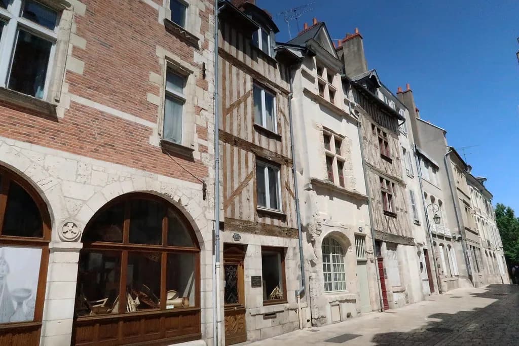 Bourgogne Orléans Guide: What to Decide on a Visit