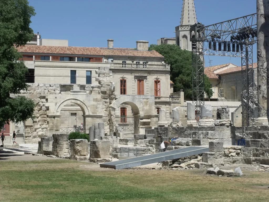 Free Things to Do in Arles: Roman Sights, Walks and Views