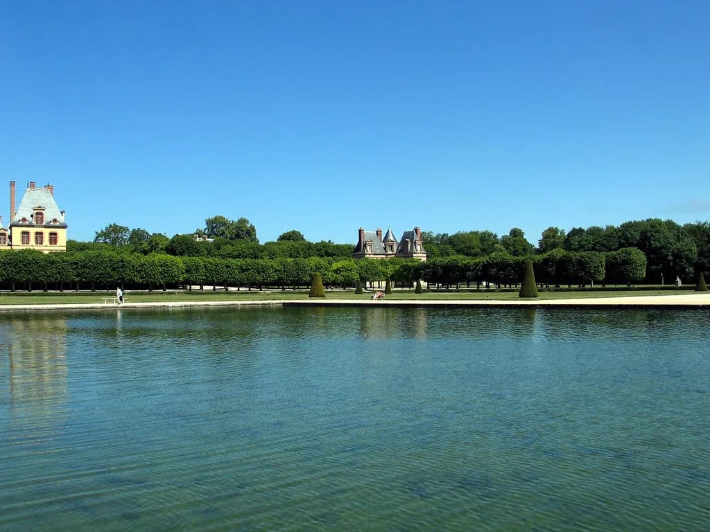 Grand Parterre, Fontainebleau: Visiting the Château Gardens