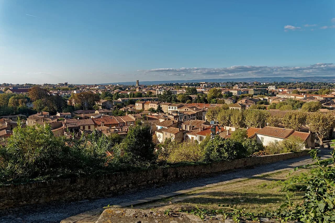 Carcassonne Neighborhoods: 4 Area Guides