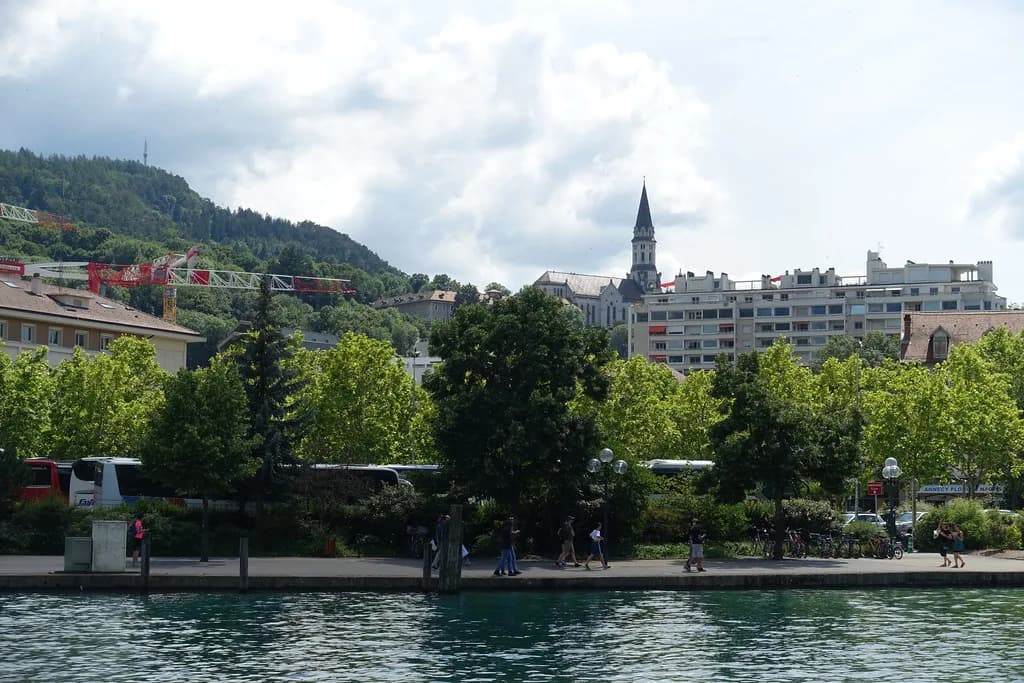 Jardins de l'Europe, Annecy: Lakeside Park Visitor Guide