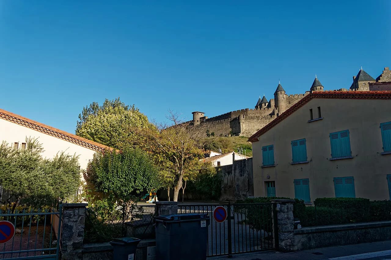 La Barbacane, Carcassonne: What It Is and How to Visit