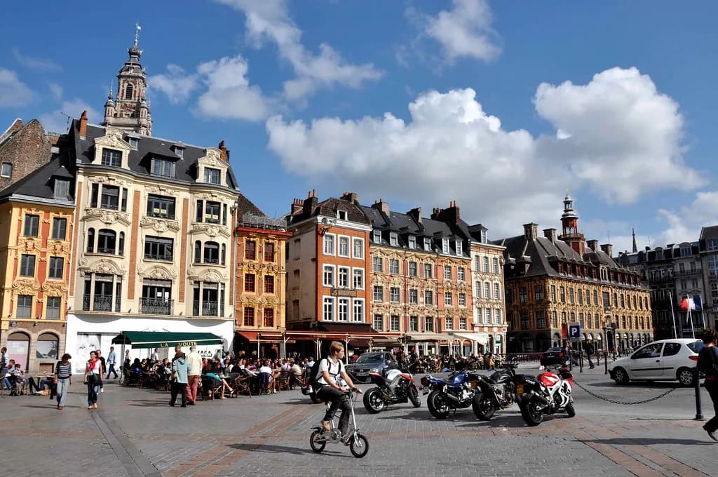 Lille Flea Market: The Braderie, Wazemmes and What to Expect