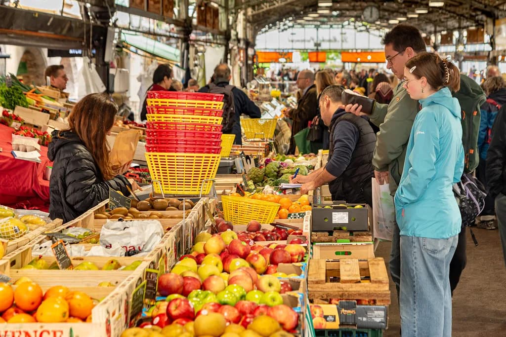 Marché Provençal Antibes: Cours Masséna Market Guide