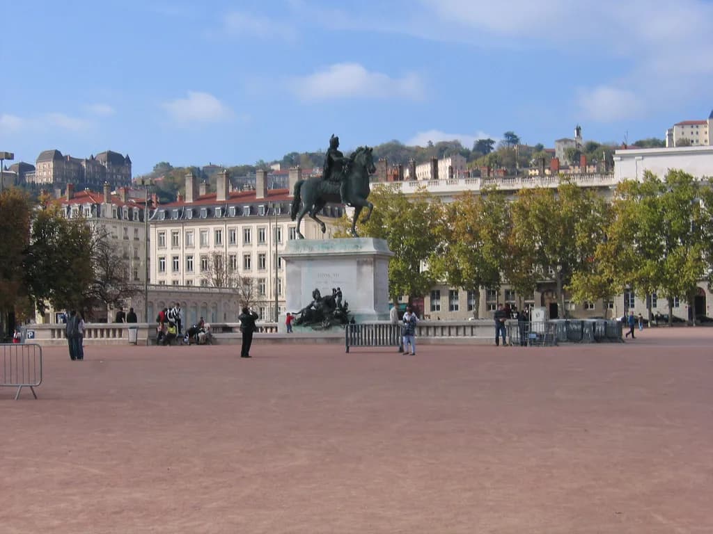 Place Bellecour, Lyon: What to See at This Great Square