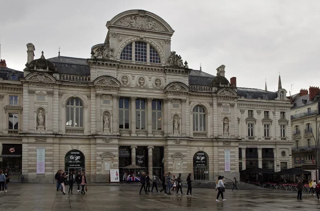 Ralliement Angers: What to See at Place du Ralliement