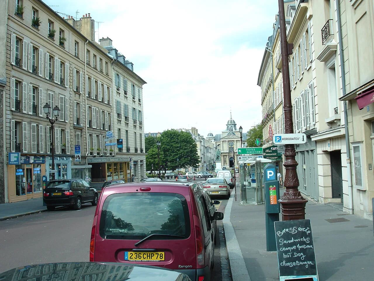 Versailles Old Town: What to See Beyond the Palace