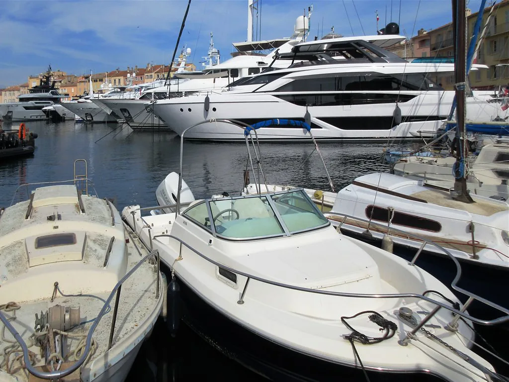 Glitzy Luxury Yachts, Saint-Tropez