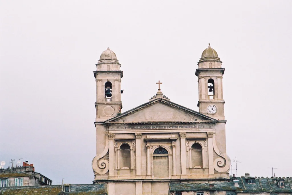 Destination view: Bastia, France. Resized and converted to WebP.