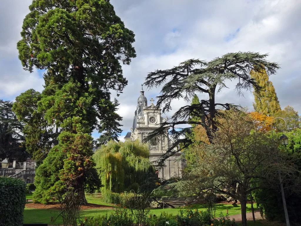 Venue view: Gardens in Blois, France Resized and converted to WebP.