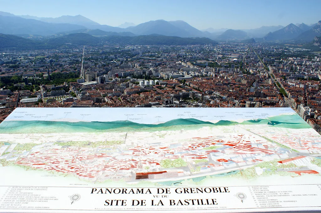 Destination view: Grenoble, France. Resized and converted to WebP.