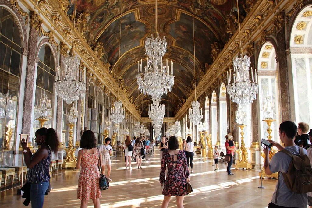The Hall of Mirrors (Galerie des Glaces) at the Palace of Versailles. Resized and converted to WebP.