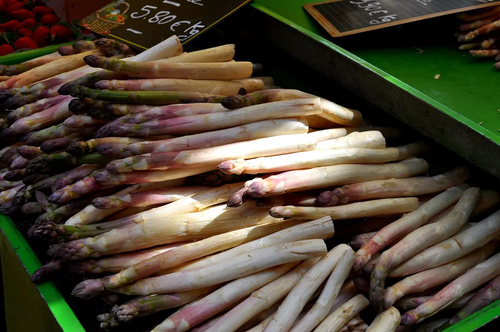 Asperges, Annecy