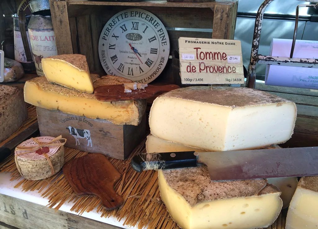 French cheeses, Arles