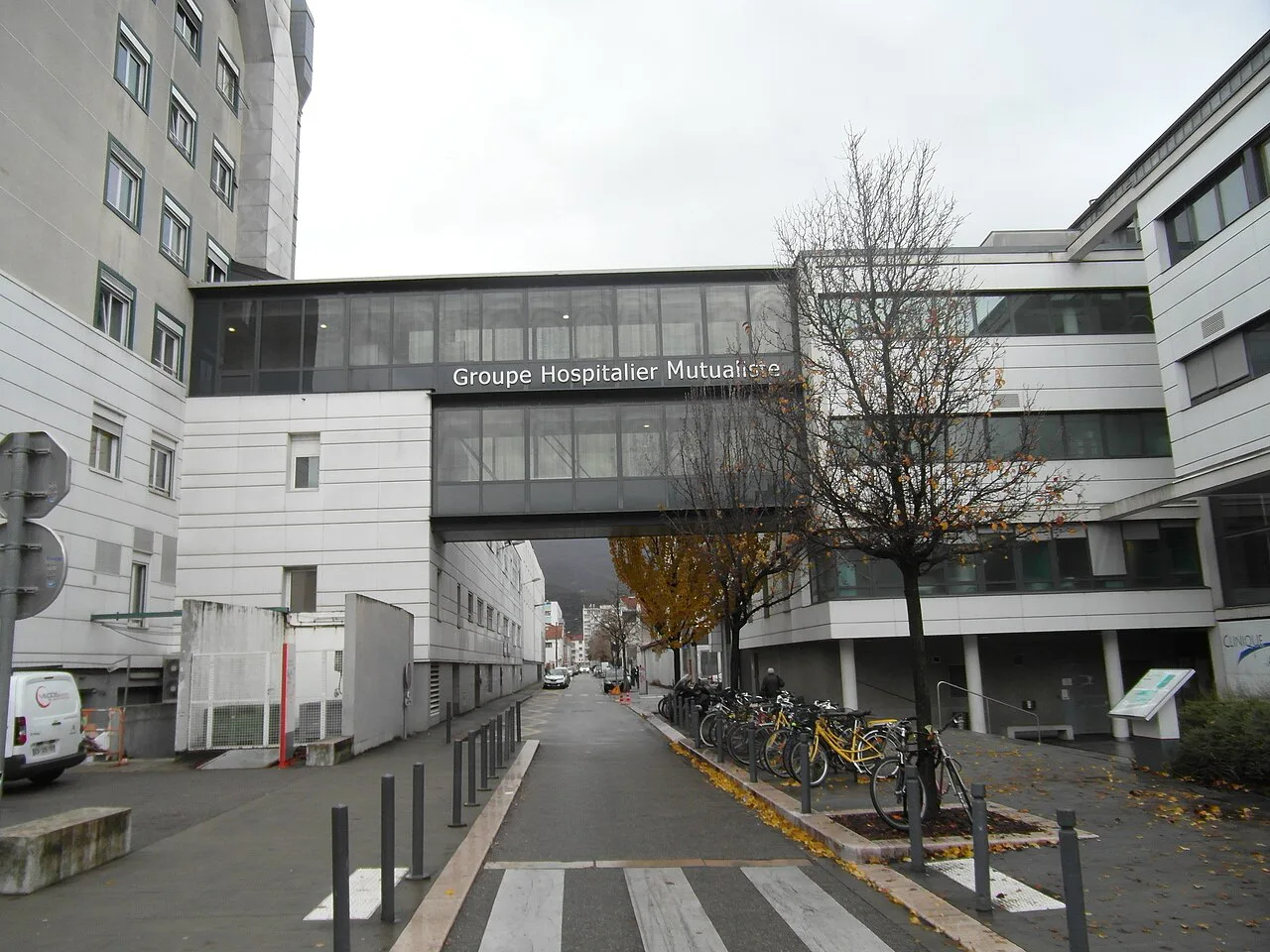 Dr Hermitte street in grenoble (outside)