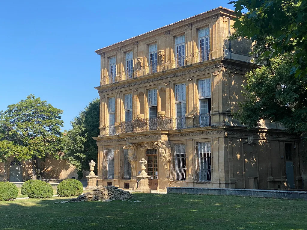 Venue view: Pavillon de Vendôme, a 17th-century mansion in Aix-en-Provence. Resized and converted to WebP.