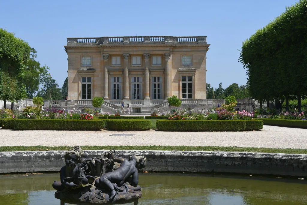 Venue view: the Petit Trianon at Versailles, the subject of this article. Resized and converted to WebP.