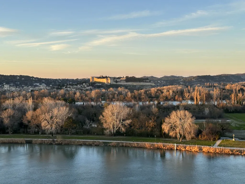 Destination view: Avignon, France. Resized and converted to WebP.