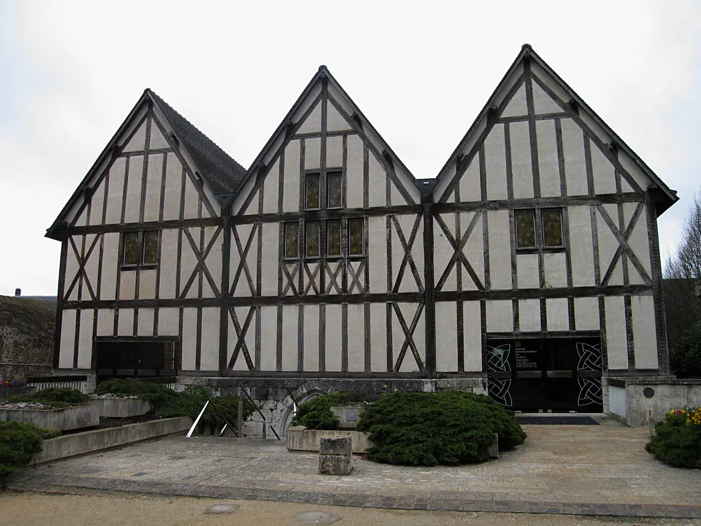 Venue view: the Centre International du Vitrail in Chartres, housed in an old building. Resized and converted to WebP.