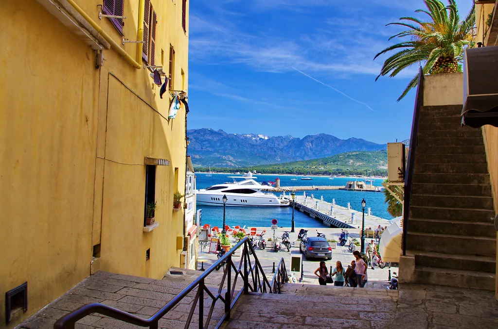 Calvi 42 le Port