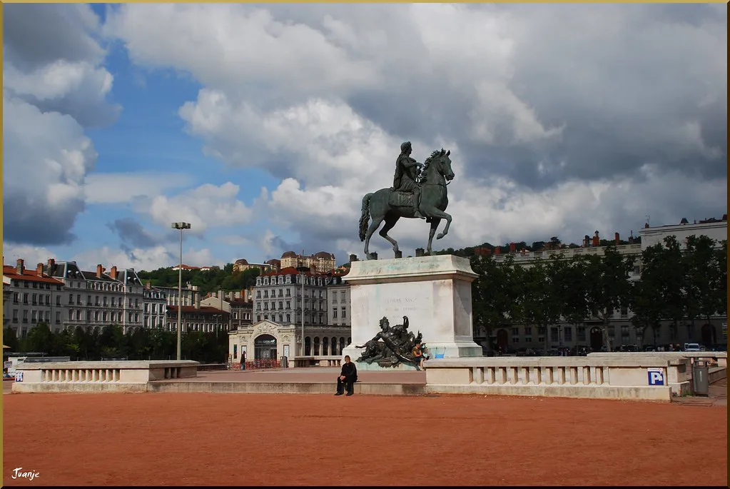 🇫🇷 🇪🇺 Plaza Bellecour (Lyon, Francia, 24-7- ) ⭐⭐